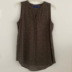 Sleeveless top
